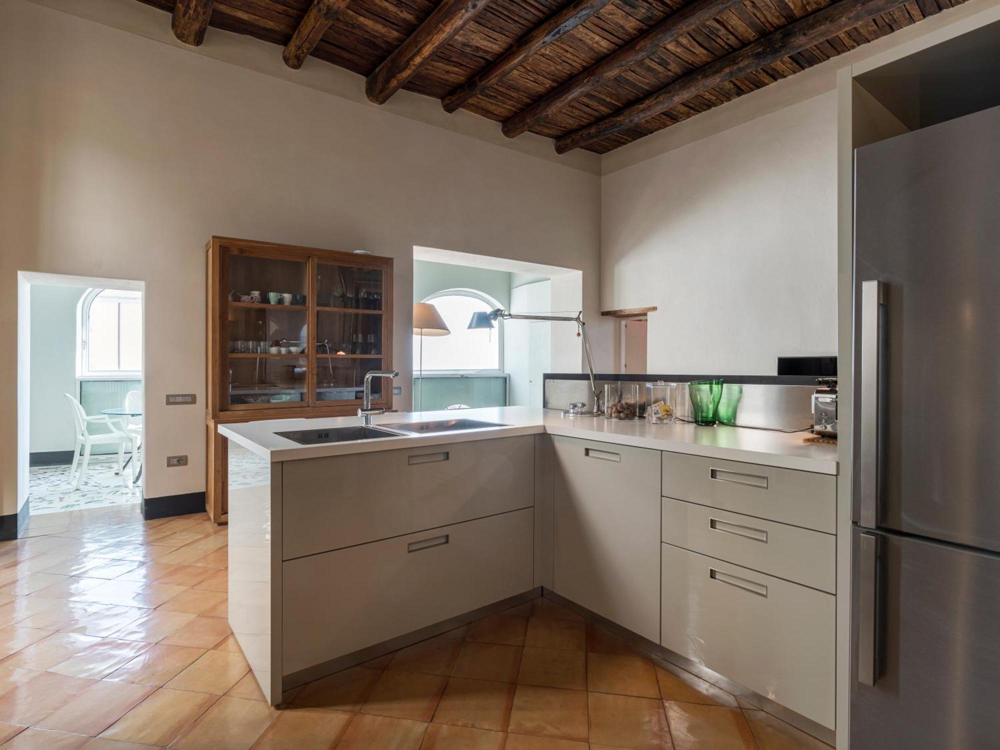 Starhost - Dimora Copeta Apartment Salerno Luaran gambar