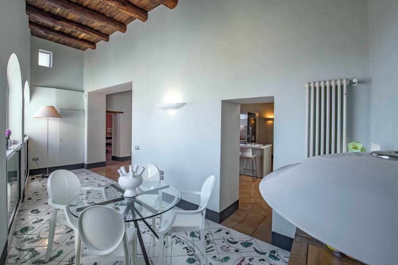 Starhost - Dimora Copeta Apartment Salerno Luaran gambar
