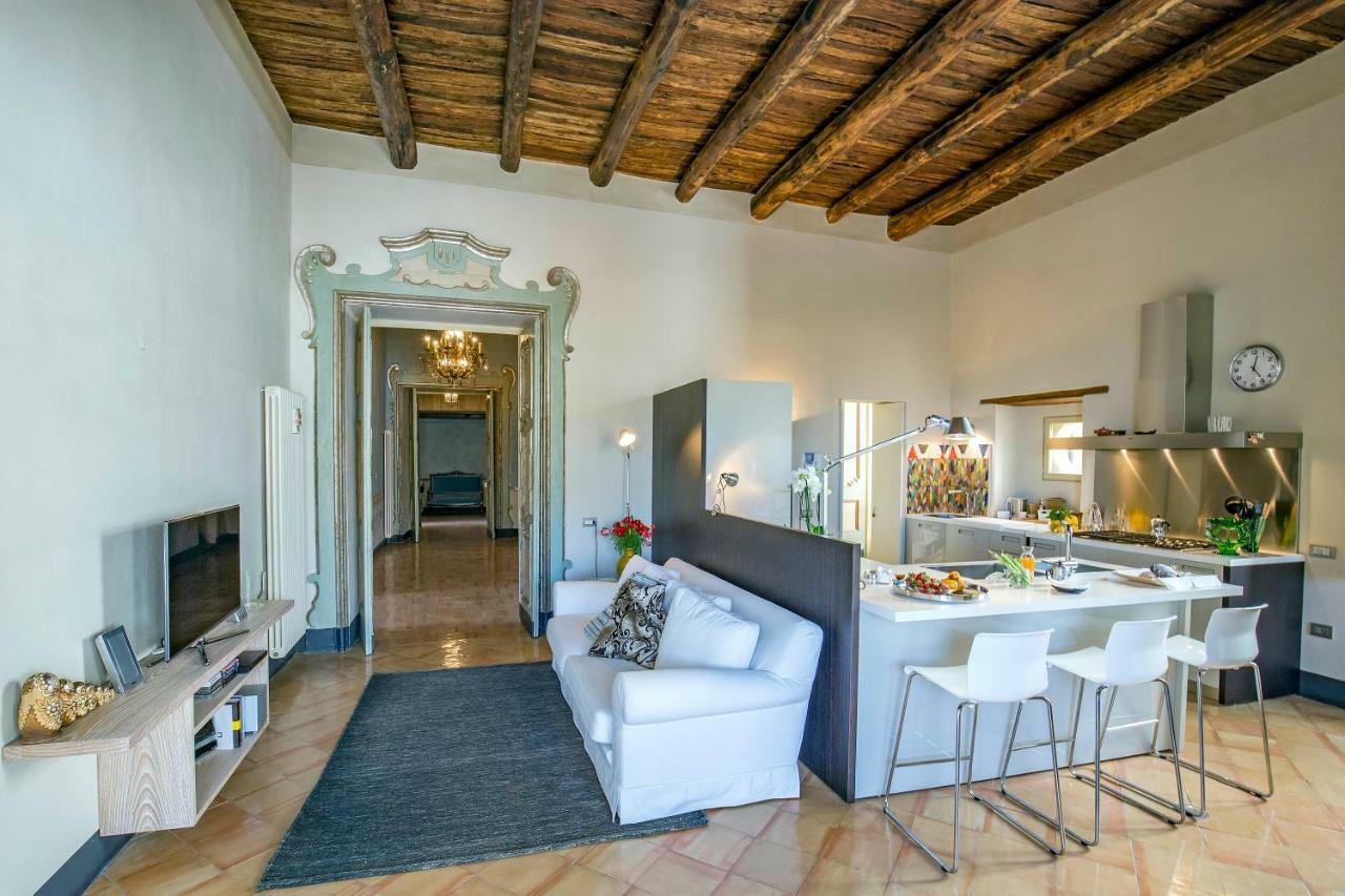 Starhost - Dimora Copeta Apartment Salerno Luaran gambar